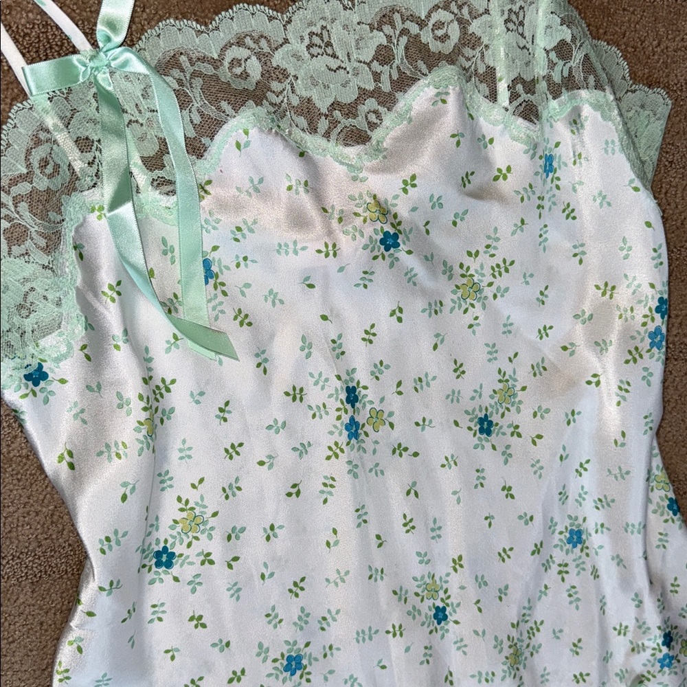 Victoria's Secret Floral Lace Trim Slip Dress‎ - Picture 11 of 12
